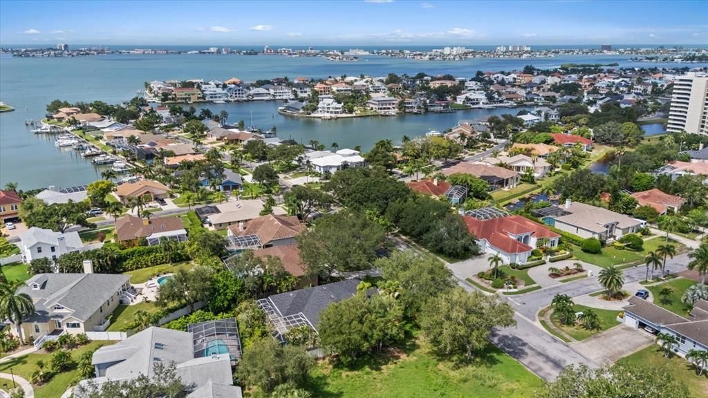 En Venta: $1,250,000 (4 camas, 3 baños, 2674 Pies cuadrados)