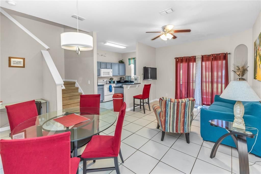 En Venta: $250,000 (4 camas, 3 baños, 1492 Pies cuadrados)