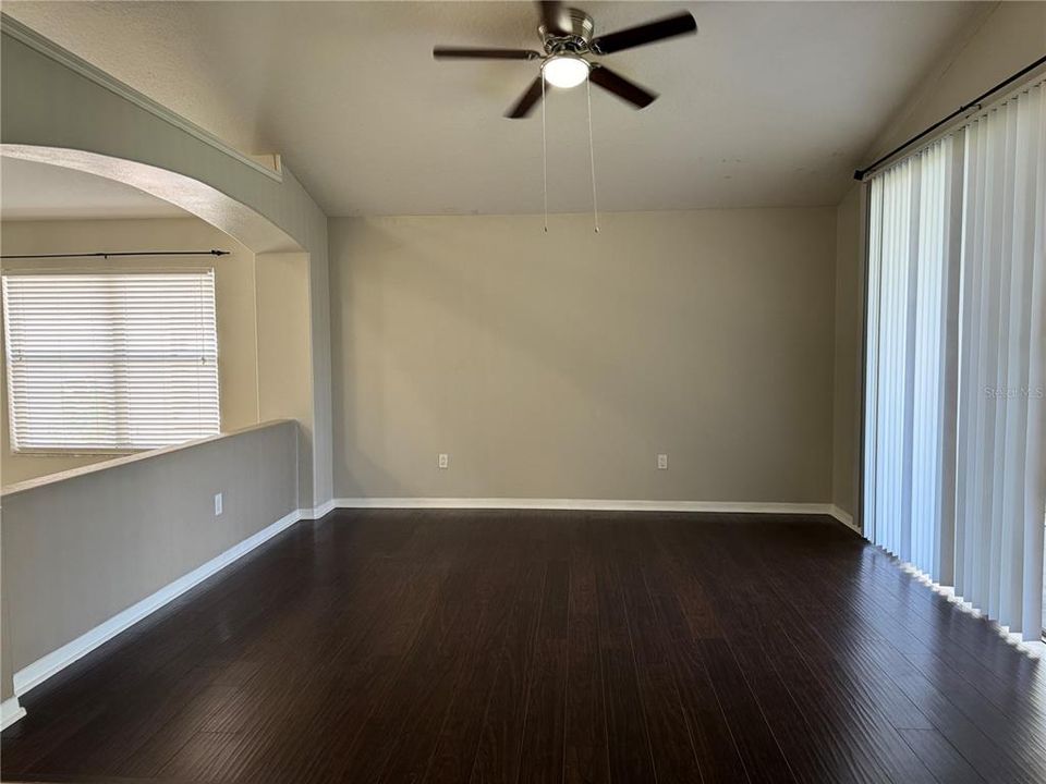 En Renta: $2,395 (4 camas, 2 baños, 1822 Pies cuadrados)