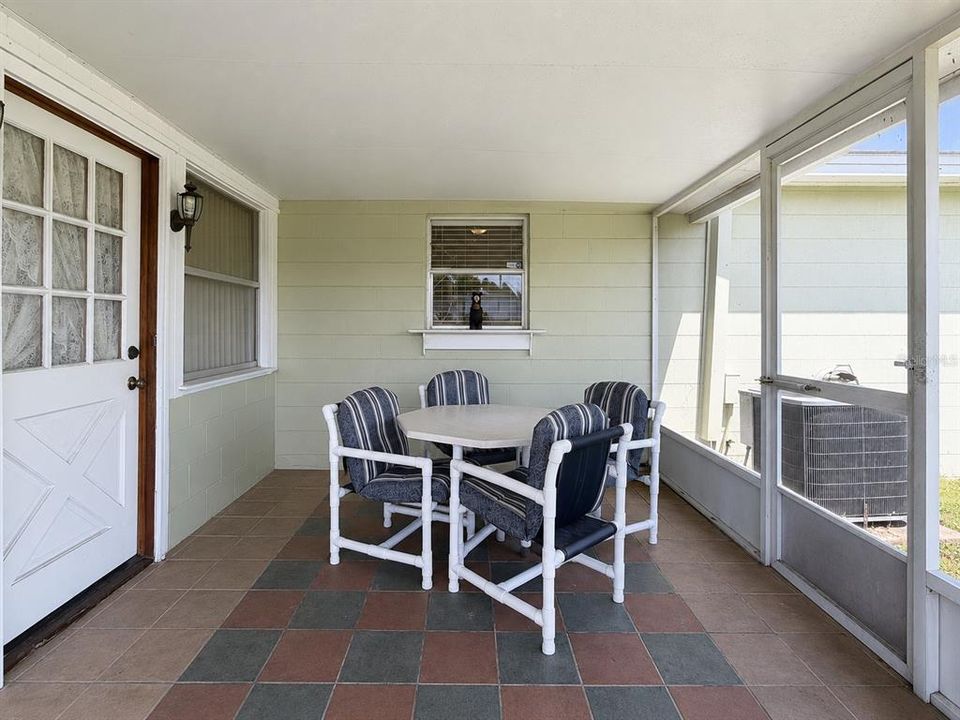En Venta: $350,000 (3 camas, 2 baños, 1738 Pies cuadrados)