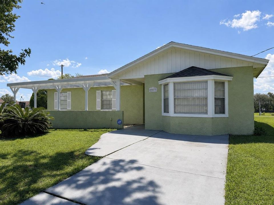 En Venta: $350,000 (3 camas, 2 baños, 1738 Pies cuadrados)