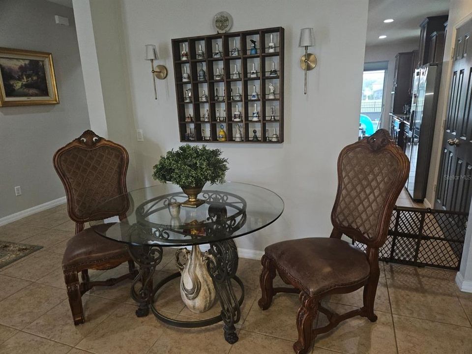 En Venta: $910,000 (5 camas, 4 baños, 3619 Pies cuadrados)