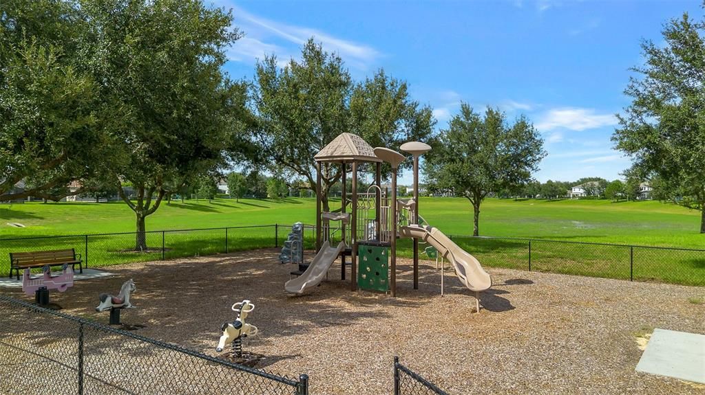 For Sale: $910,000 (5 beds, 4 baths, 3619 Square Feet)