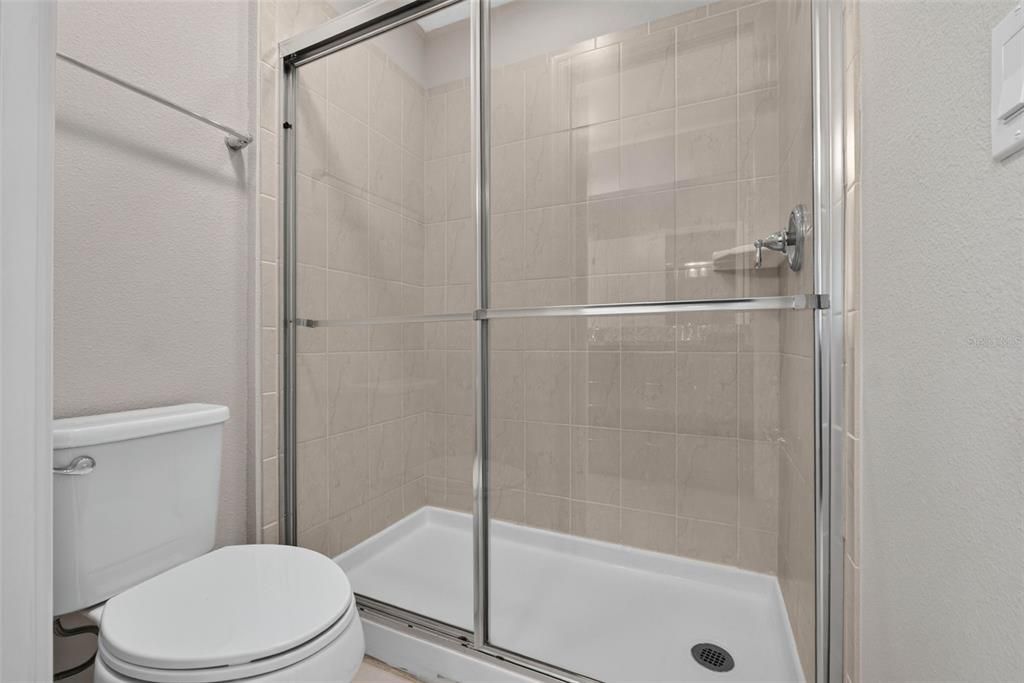 En Venta: $649,900 (9 camas, 6 baños, 4391 Pies cuadrados)