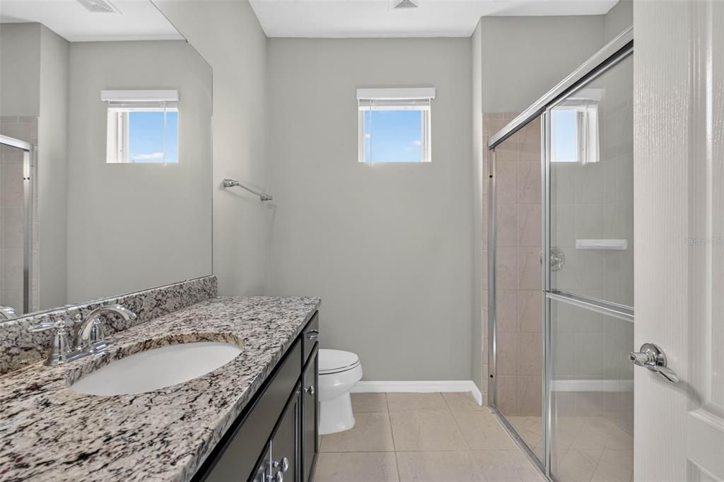 En Venta: $649,900 (9 camas, 6 baños, 4391 Pies cuadrados)