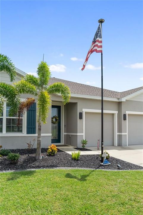 For Sale: $510,000 (4 beds, 3 baths, 2550 Square Feet)