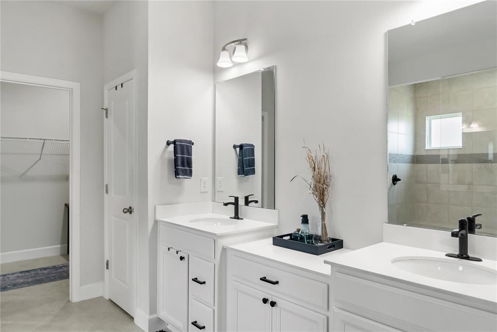 For Sale: $510,000 (4 beds, 3 baths, 2550 Square Feet)
