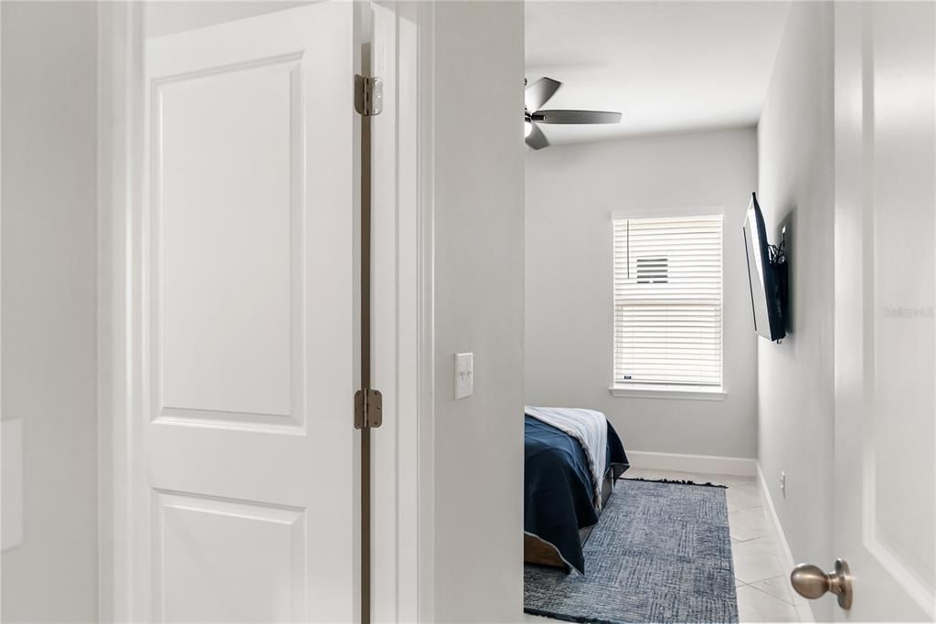 For Sale: $510,000 (4 beds, 3 baths, 2550 Square Feet)