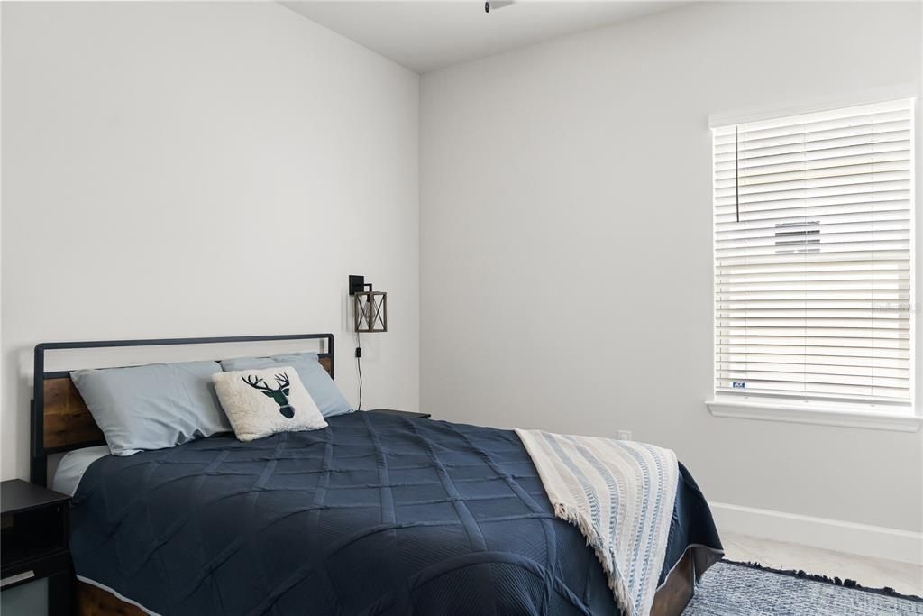 For Sale: $510,000 (4 beds, 3 baths, 2550 Square Feet)