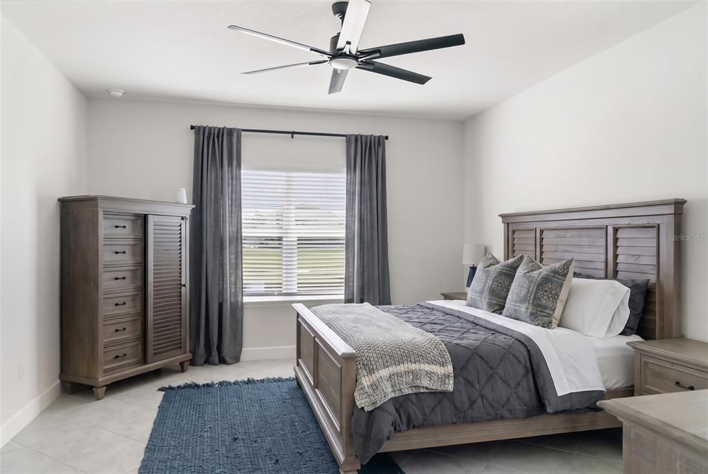 For Sale: $510,000 (4 beds, 3 baths, 2550 Square Feet)