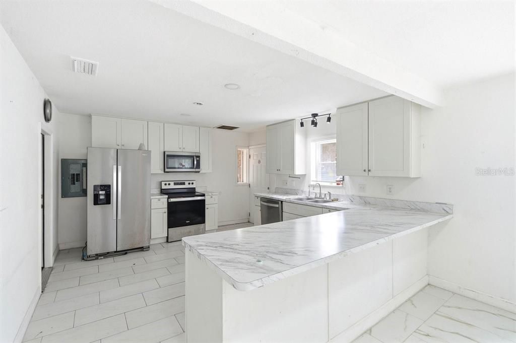 En Venta: $900,000 (8 camas, 7 baños, 4492 Pies cuadrados)