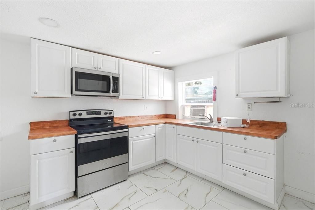 En Venta: $900,000 (8 camas, 7 baños, 4492 Pies cuadrados)