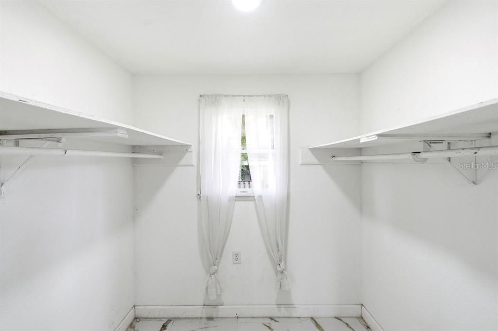 En Venta: $900,000 (8 camas, 7 baños, 4492 Pies cuadrados)