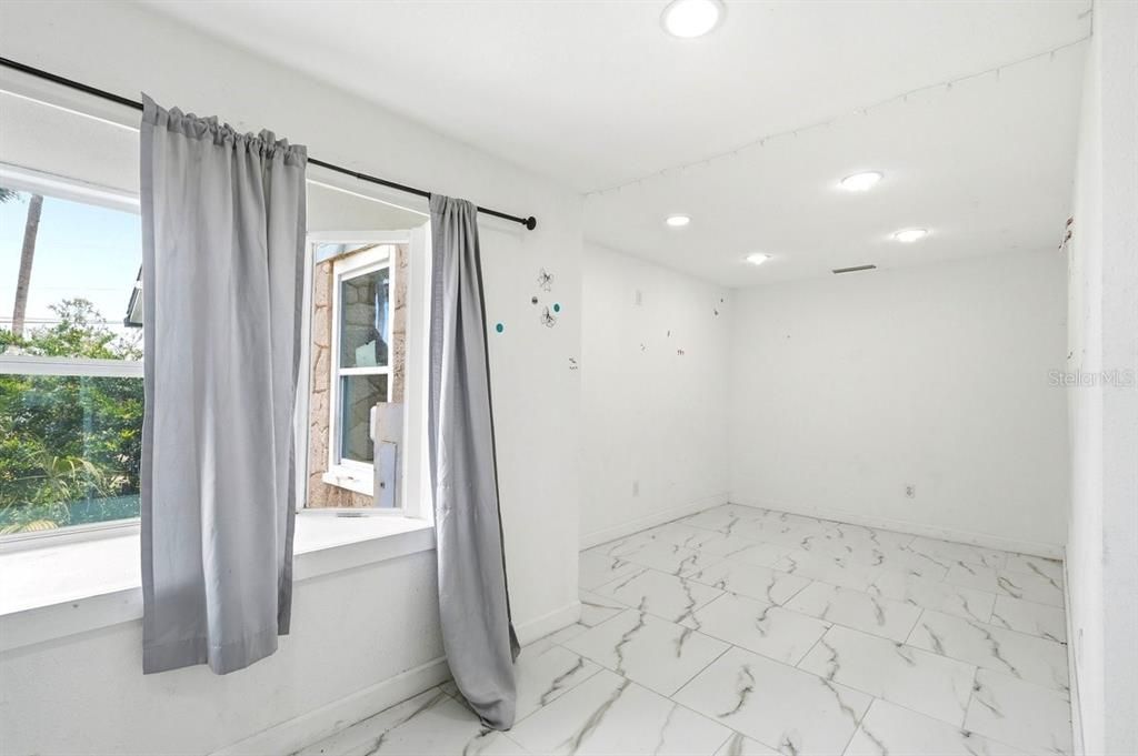 En Venta: $900,000 (8 camas, 7 baños, 4492 Pies cuadrados)