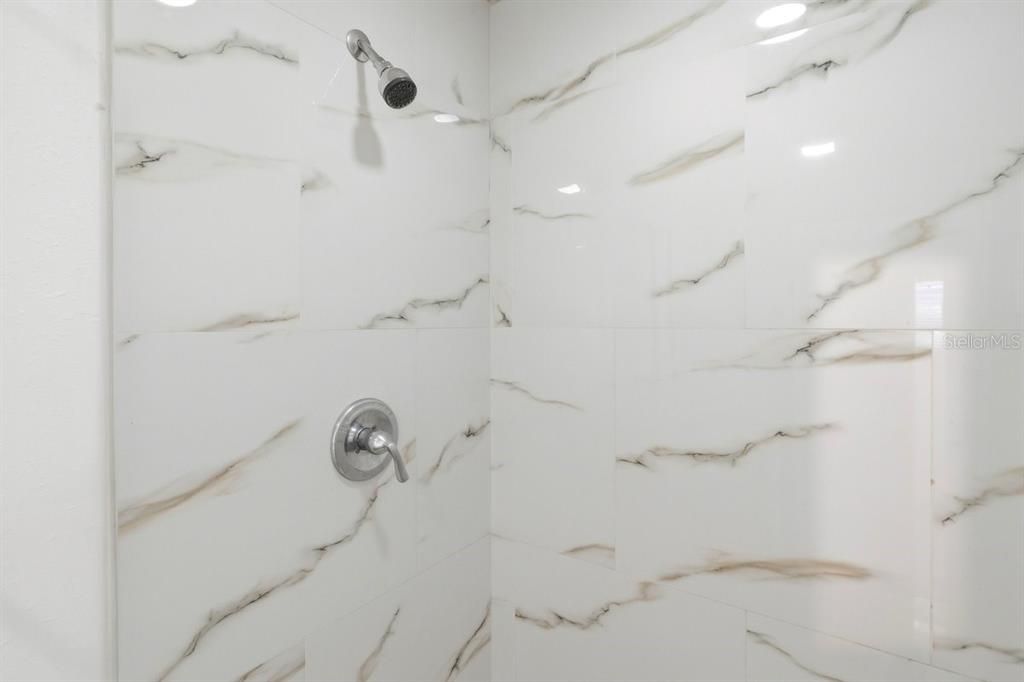 En Venta: $900,000 (8 camas, 7 baños, 4492 Pies cuadrados)