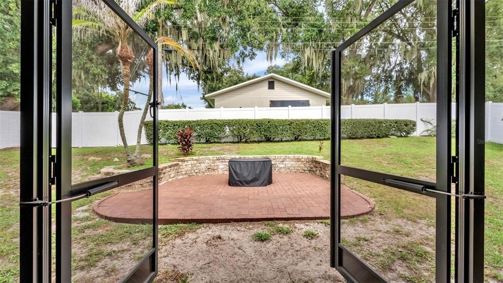 For Sale: $329,900 (3 beds, 2 baths, 1498 Square Feet)