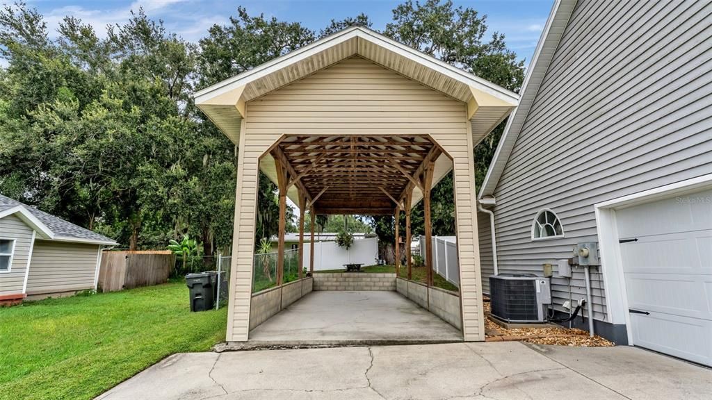 For Sale: $329,900 (3 beds, 2 baths, 1498 Square Feet)