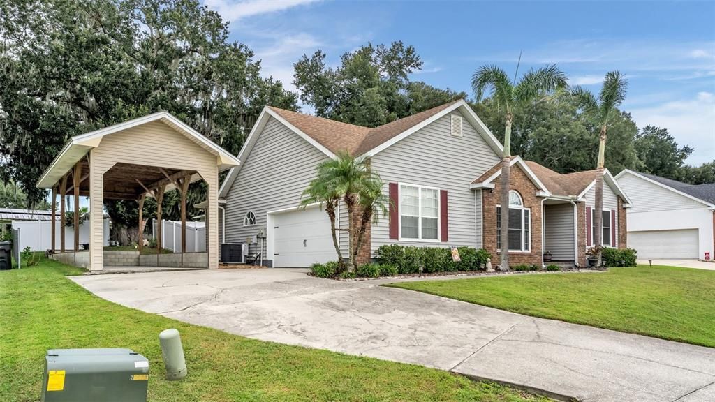 For Sale: $329,900 (3 beds, 2 baths, 1498 Square Feet)