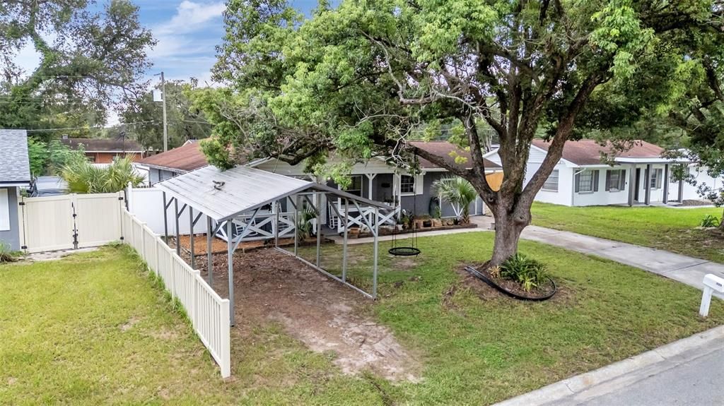 На продажу: $235,000 (3 спален, 1 ванн, 1197 Квадратных фут)