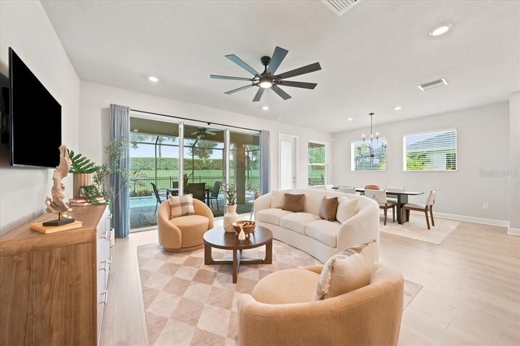 En Venta: $625,000 (4 camas, 3 baños, 2417 Pies cuadrados)