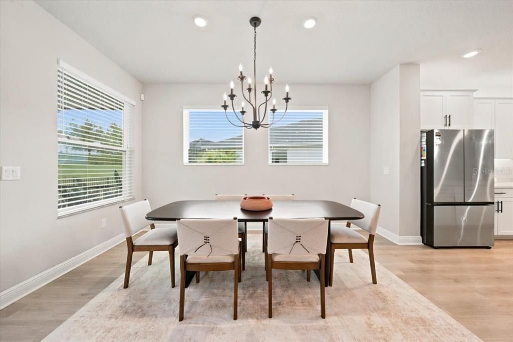 En Venta: $625,000 (4 camas, 3 baños, 2417 Pies cuadrados)