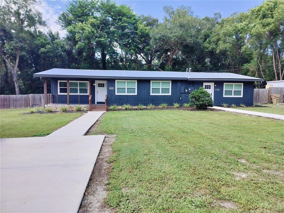 For Rent: $1,800 (2 beds, 2 baths, 1100 Square Feet)