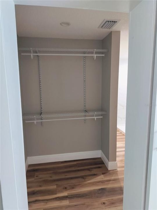 For Rent: $1,800 (2 beds, 2 baths, 1100 Square Feet)