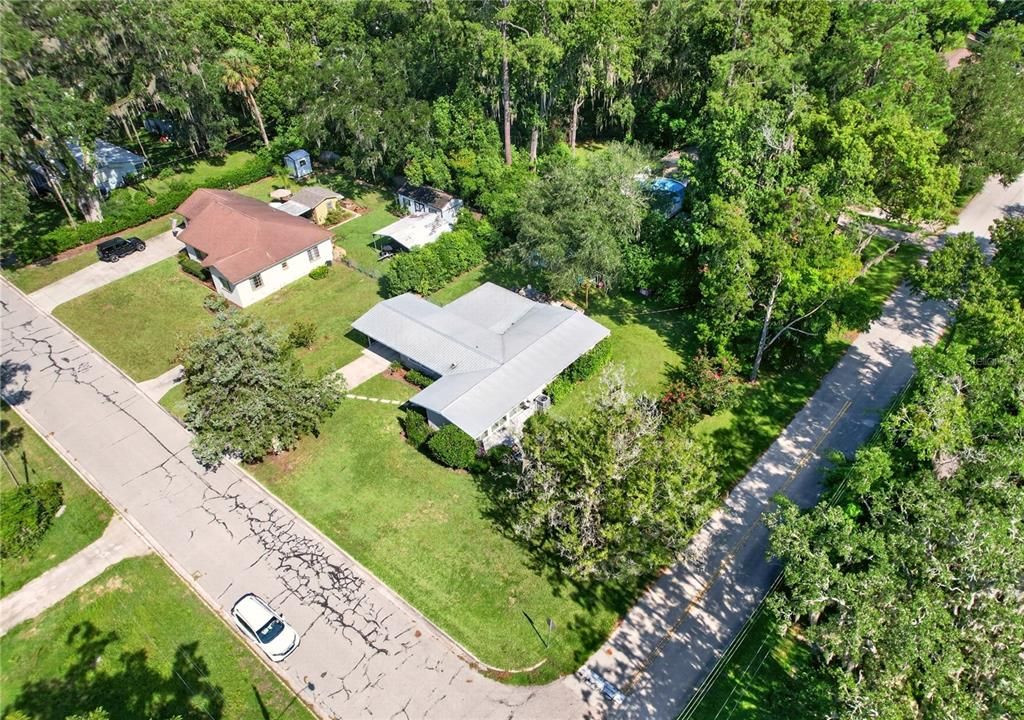 На продажу: $260,000 (3 спален, 2 ванн, 1611 Квадратных фут)