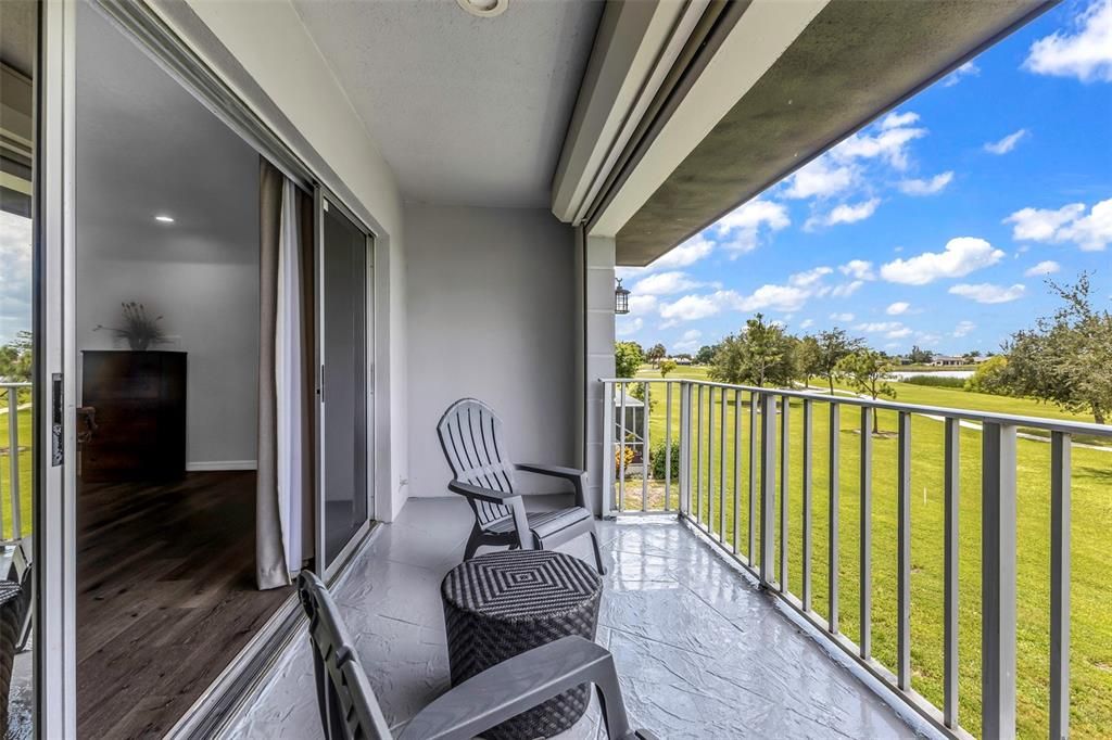 En Venta: $499,400 (3 camas, 3 baños, 2267 Pies cuadrados)