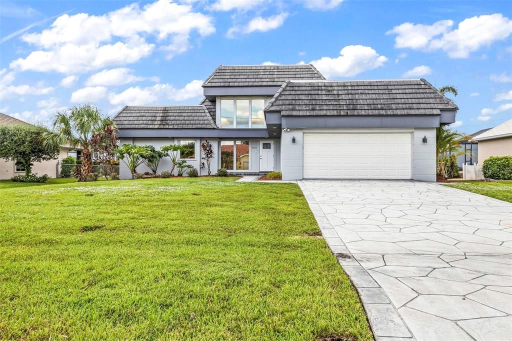 En Venta: $499,400 (3 camas, 3 baños, 2267 Pies cuadrados)