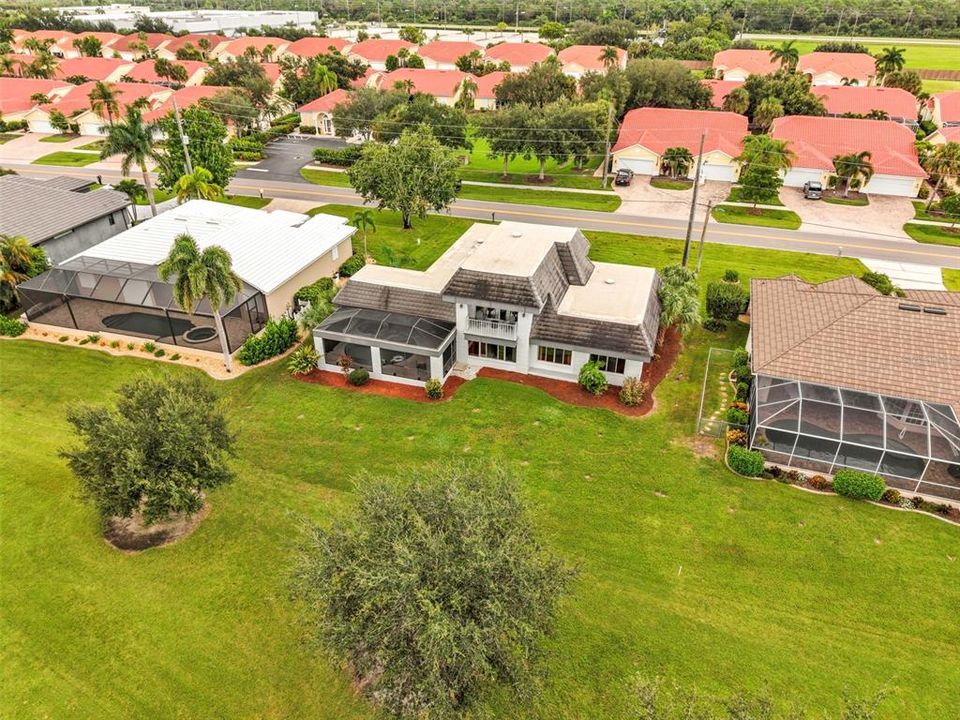En Venta: $499,400 (3 camas, 3 baños, 2267 Pies cuadrados)