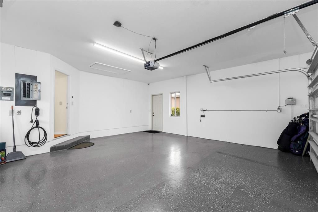 En Venta: $499,400 (3 camas, 3 baños, 2267 Pies cuadrados)