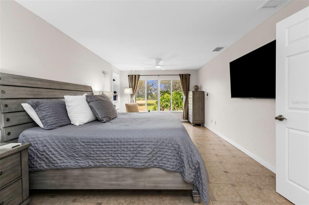En Venta: $499,400 (3 camas, 3 baños, 2267 Pies cuadrados)