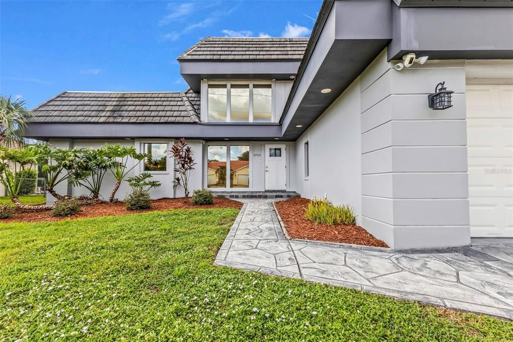 En Venta: $499,400 (3 camas, 3 baños, 2267 Pies cuadrados)