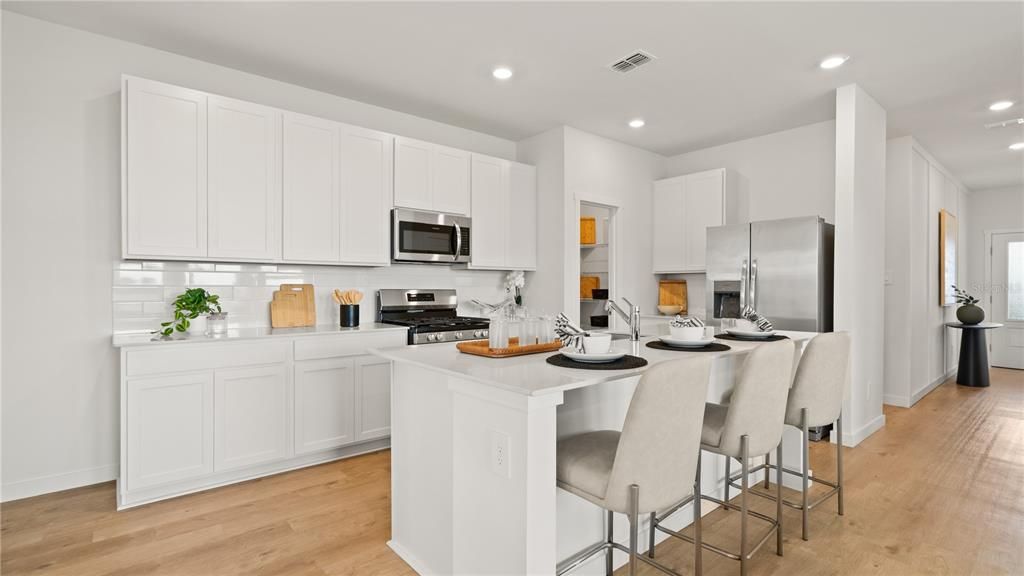 For Sale: $424,990 (5 beds, 3 baths, 2546 Square Feet)
