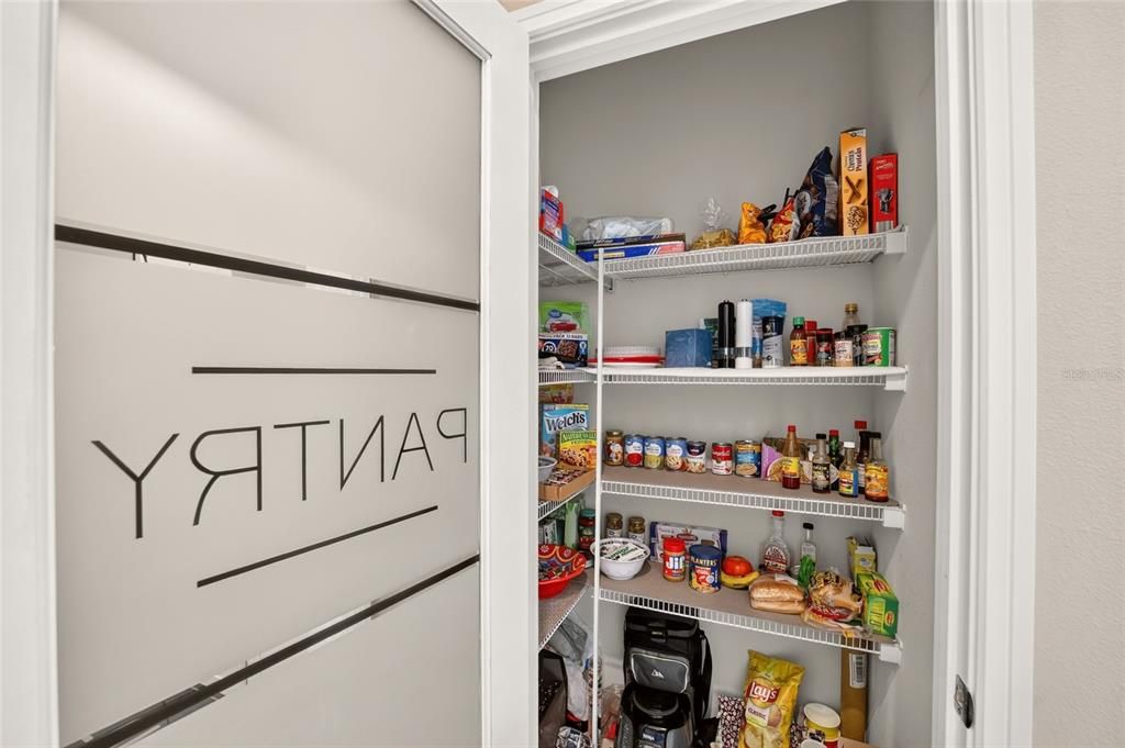 На продажу: $334,900 (3 спален, 2 ванн, 1660 Квадратных фут)