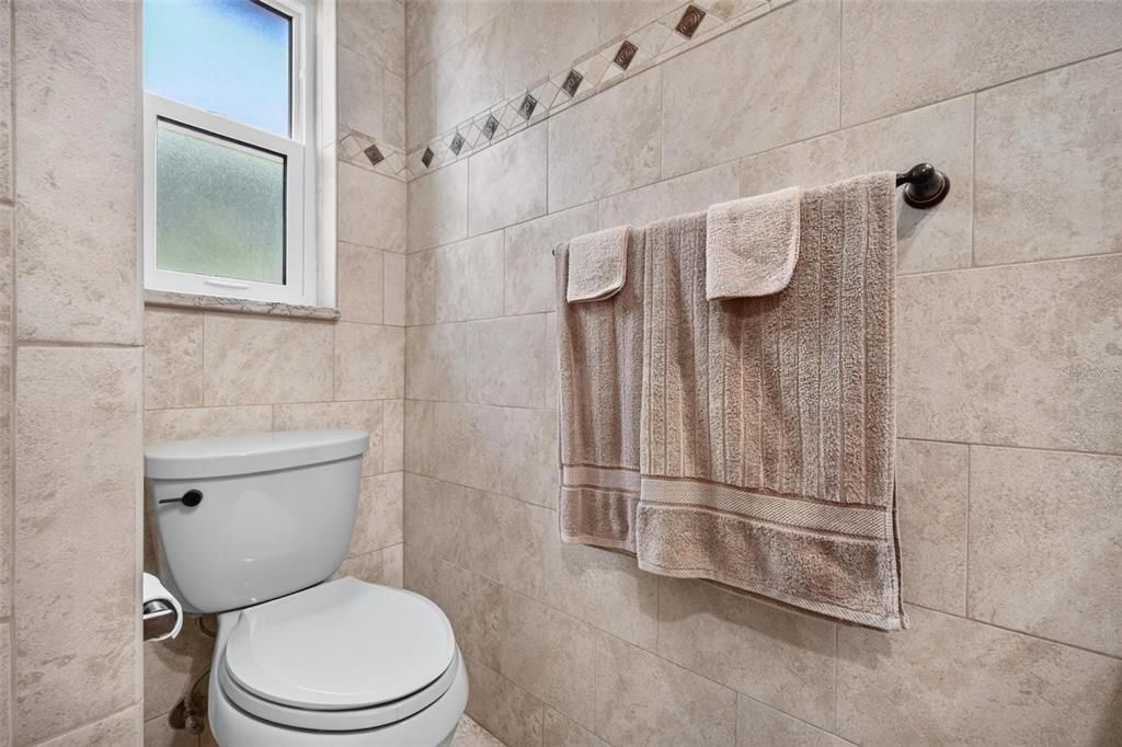 En Venta: $649,900 (3 camas, 2 baños, 1924 Pies cuadrados)