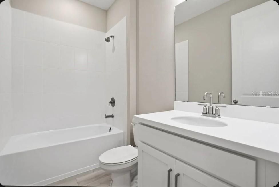 En Venta: $489,999 (2 camas, 2 baños, 1778 Pies cuadrados)