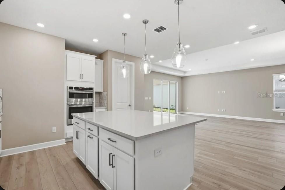 En Venta: $489,999 (2 camas, 2 baños, 1778 Pies cuadrados)