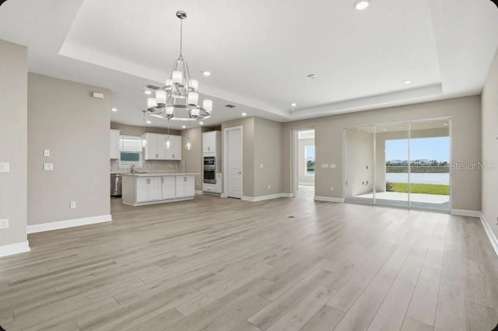 En Venta: $489,999 (2 camas, 2 baños, 1778 Pies cuadrados)