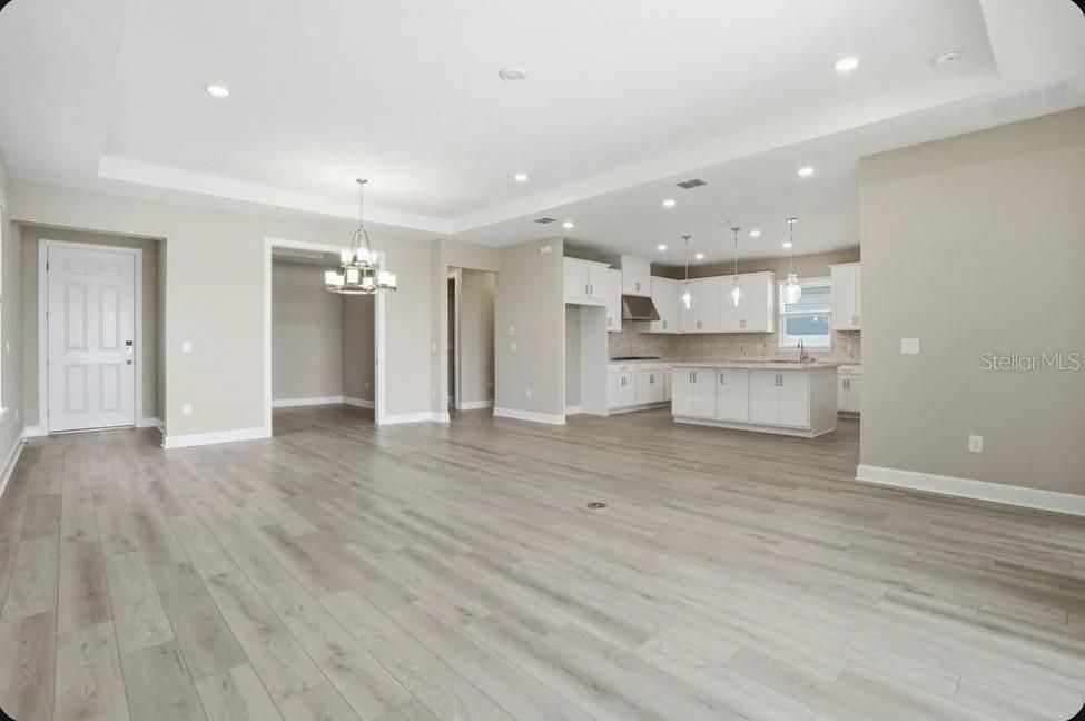 En Venta: $489,999 (2 camas, 2 baños, 1778 Pies cuadrados)