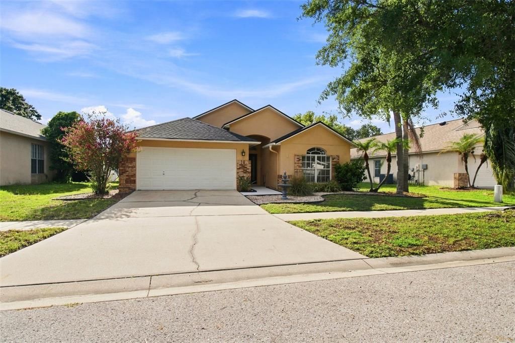 For Sale: $399,900 (3 beds, 2 baths, 1725 Square Feet)