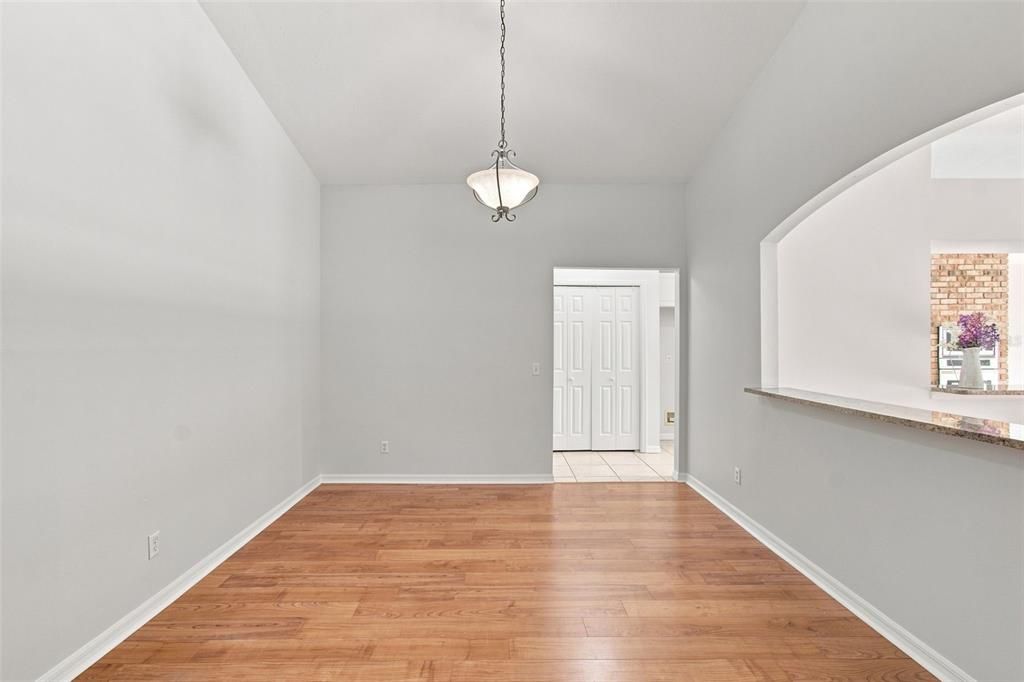 For Sale: $399,900 (3 beds, 2 baths, 1725 Square Feet)