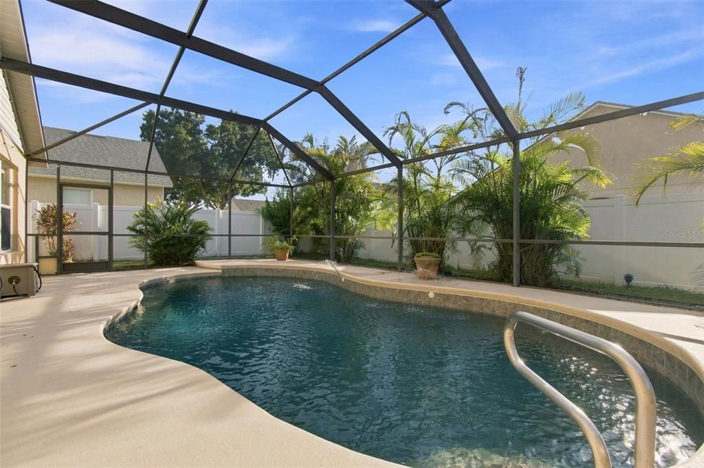 For Sale: $399,900 (3 beds, 2 baths, 1725 Square Feet)