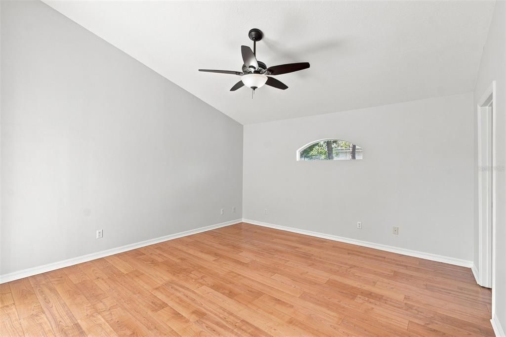 For Sale: $399,900 (3 beds, 2 baths, 1725 Square Feet)