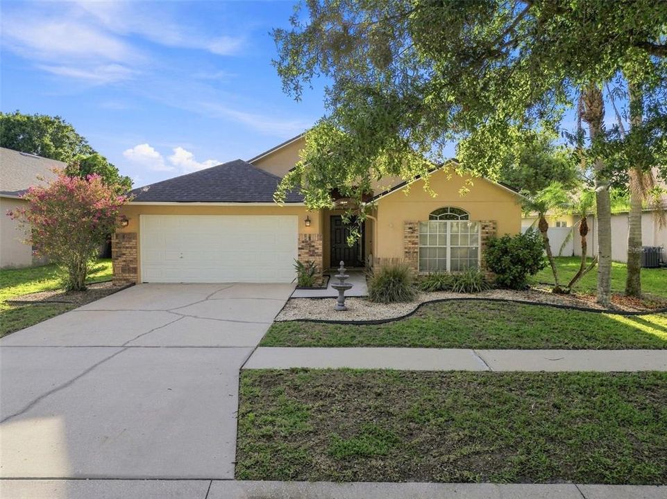 For Sale: $399,900 (3 beds, 2 baths, 1725 Square Feet)