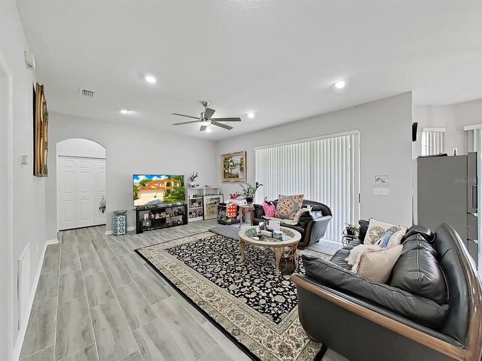 For Sale: $694,900 (4 beds, 4 baths, 3158 Square Feet)