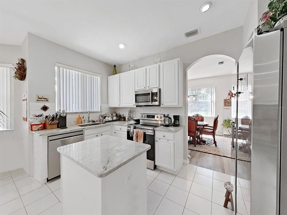For Sale: $694,900 (4 beds, 4 baths, 3158 Square Feet)