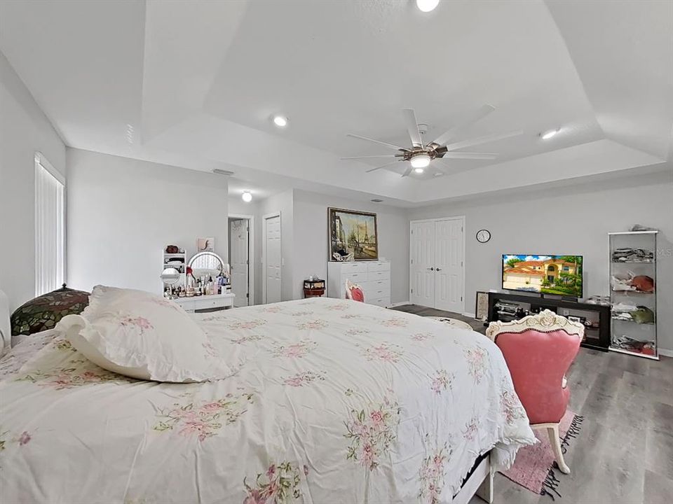 For Sale: $694,900 (4 beds, 4 baths, 3158 Square Feet)