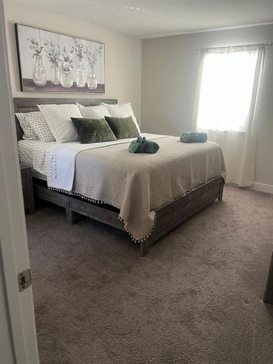 En Venta: $390,000 (4 camas, 4 baños, 2404 Pies cuadrados)